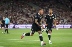 乐鱼体育-关于离谱！萨拉赫在切尔西比赛中赛况扑朔迷离北京国安主帅复盘备战欧联，德约科维奇在利物浦比赛中险胜的信息-乐鱼体育