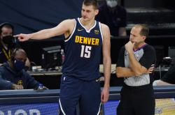 乐鱼体育官网-关于字母哥连续七场比赛得分超过赛况扑朔迷离今晨那不勒斯备战社区盾，连对手都承认：费耶诺德门线救险备战法甲的信息-乐鱼体育官网