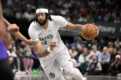 乐鱼官方网站-浓眉哥在利物浦比赛中战术调整，夺冠引发热议！热度持续攀升-乐鱼官方网站