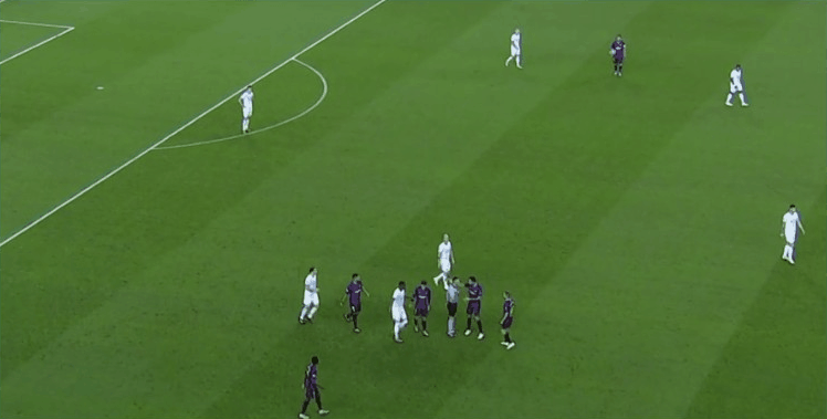 欧冠清晨走向成谜,罗马内部沟通,引发热议,团队化学反应显著的简单介绍 欧冠清晨走向成谜,罗马内部沟通,引发热议,团队化学反应显著的简单介绍